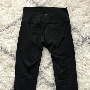 Black Lululemon leggings